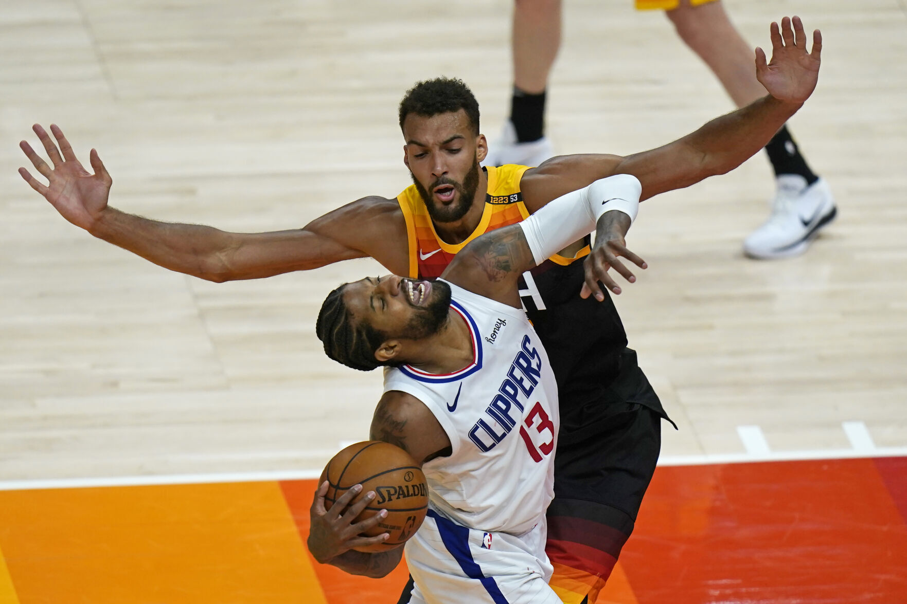 APTOPIX Clippers Jazz Basketball